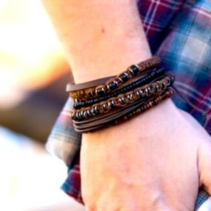 Men’s leather bracelet set